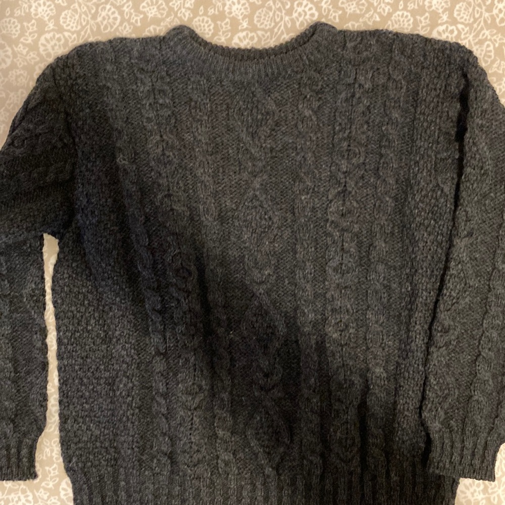 Womens LL Bean 100% wool cable knit sweater. Made in Ireland.